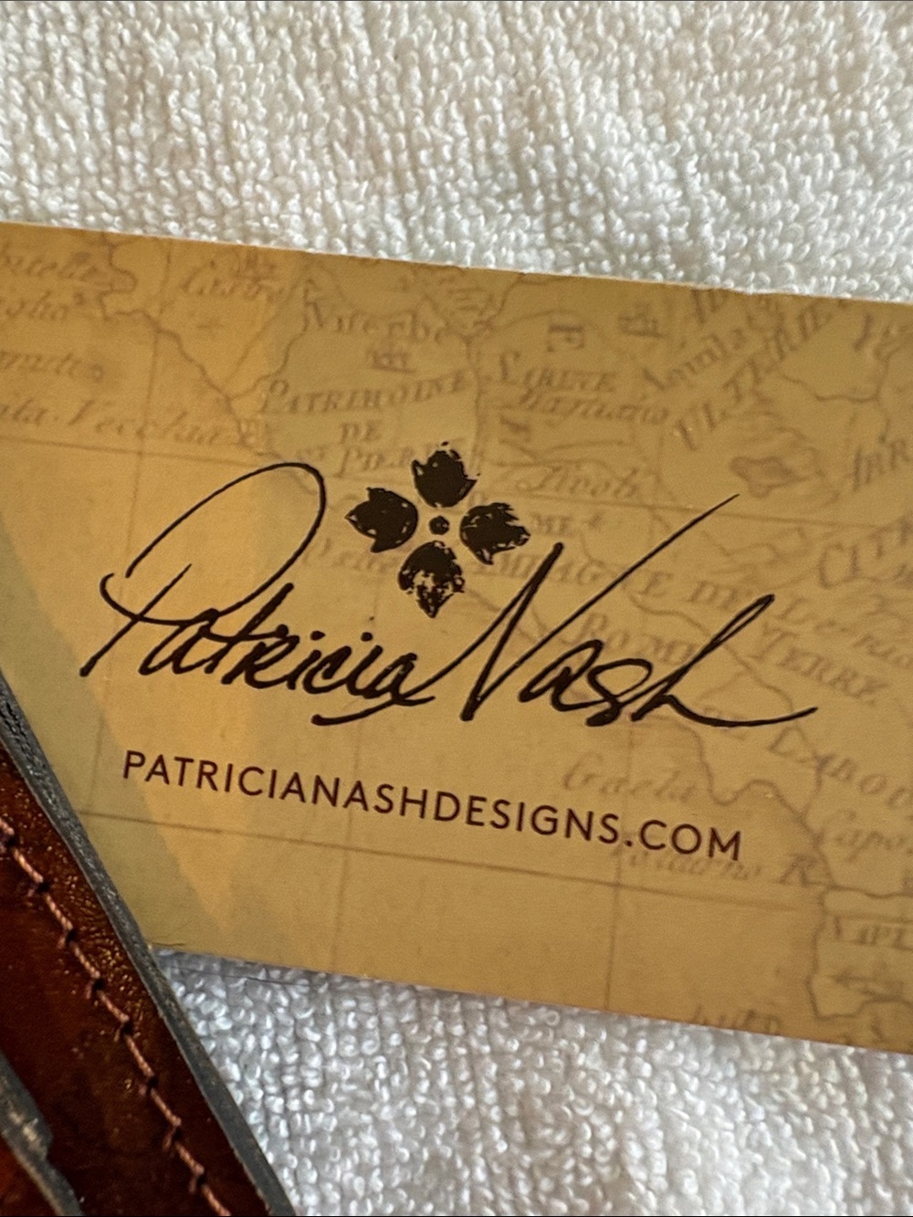 Patricia Nash credit card/coin purse - Picture 3 of 8